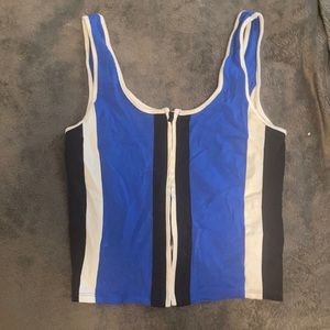 Express mid/crop tank with fully zip up front